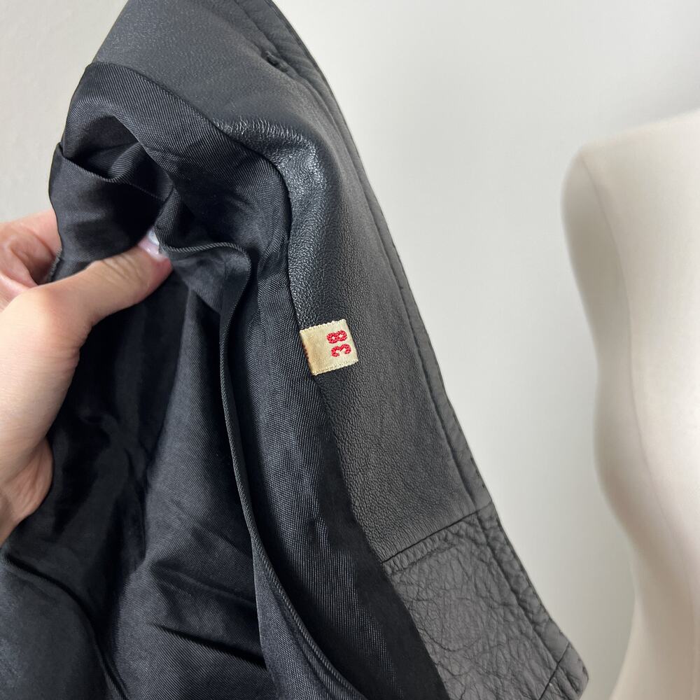 90s vintage black leather distressed faded minimalist grunge button coat jacket - Picture 9 of 9